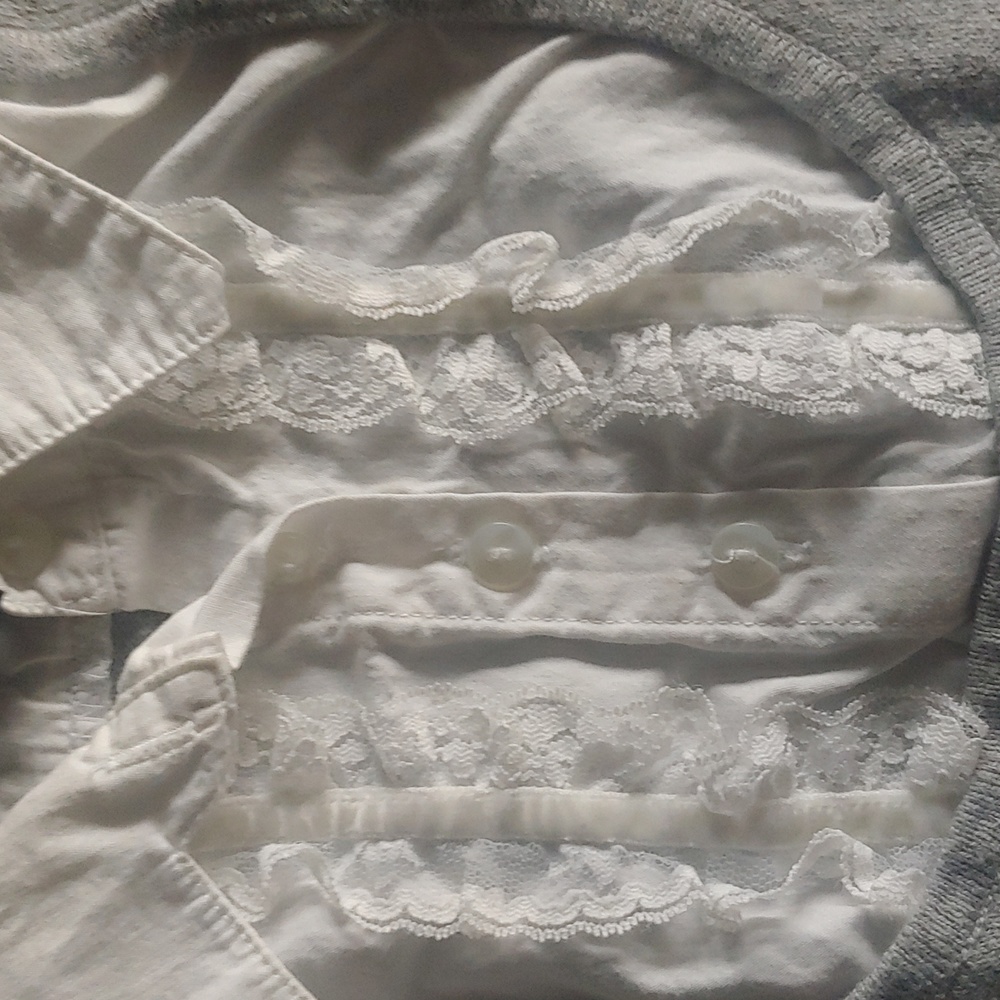 Vested button up front blouse - Picture 2 of 5